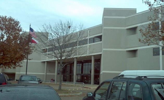 Photo of Henry Wade Juvenile Justice Center