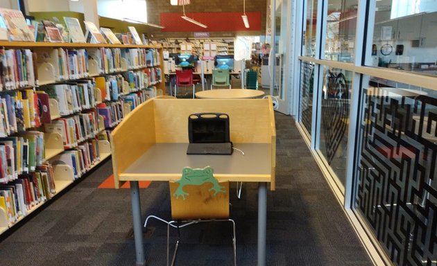 Photo of Denver Public Library: Valdez-Perry Branch Library