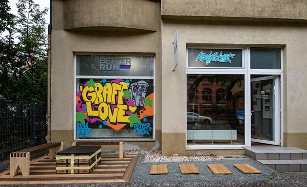 Foto von Betterrun - Ready 2 Paint Store - Graffiti Shop Berlin