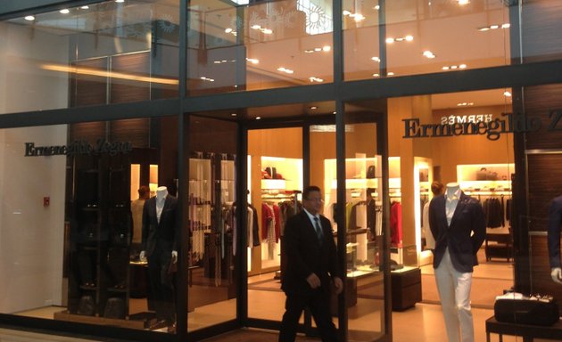 Foto de Ermenegildo Zegna Boutique