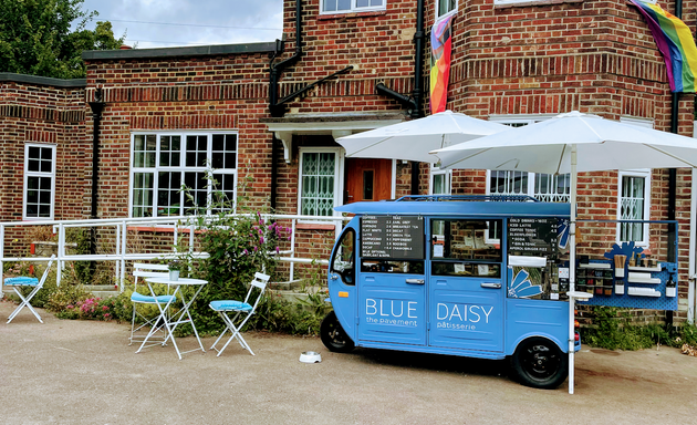 Photo of BLUE DAISY — the pavement pâtisserie