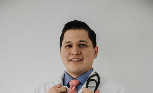 Foto de Dr. Carlos Eduardo Soto Ramirez, Cirujano oncólogo, Cirujano General, Laparoscopía, Mínima Invasión