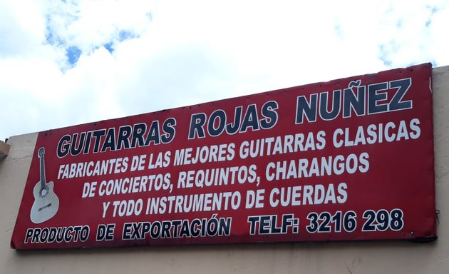 Foto de Guitarras Rojas Nuñez