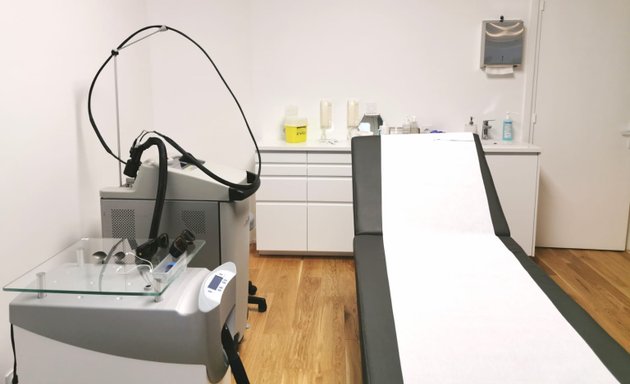 Photo de Dr Thurel | Médecine Esthétique - Botox, Acide hyaluronique, Epilation laser à Paris