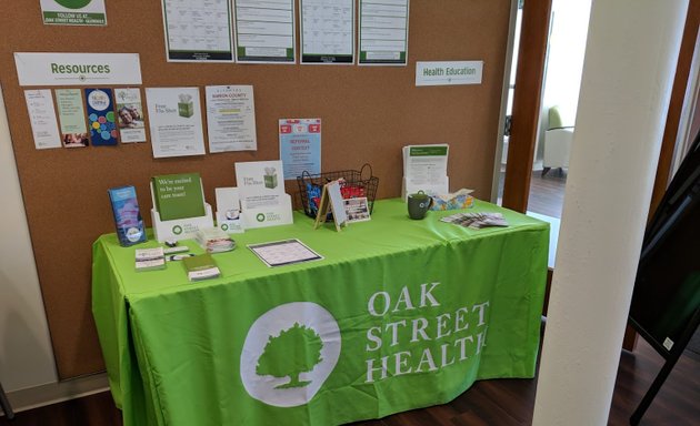 Photo of Oak Street Health Primary Care - Glendale Clinic