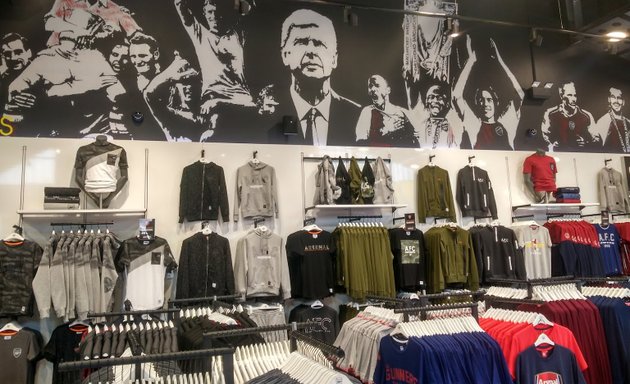 Photo of Arsenal Fanshop Highbury