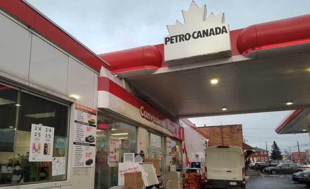 Photo of Localcoin Bitcoin ATM - Petro Canada