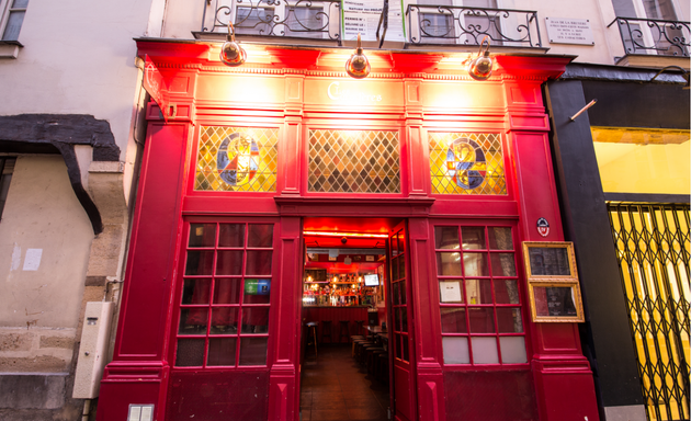 Photo de Les Caractères Bar Paris