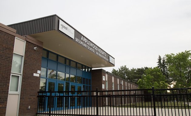Photo of Applewood Heights Secondary School