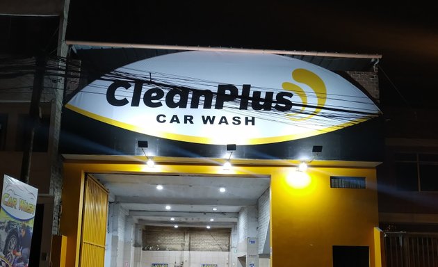 Foto de Clean plus car wash