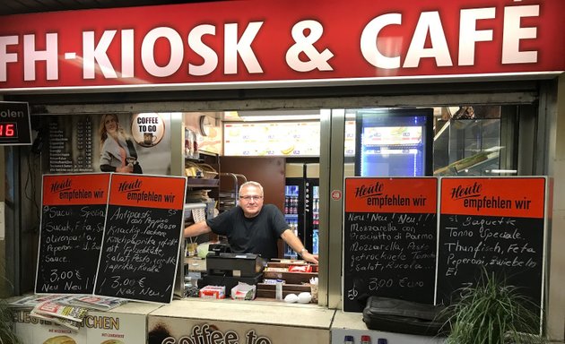 Foto von PanAmore Baguettes & Café in der KVB Haltestelle Technische Hochschule