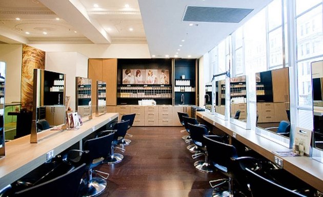 Photo of Zucci Lifestyle Salon David Jones