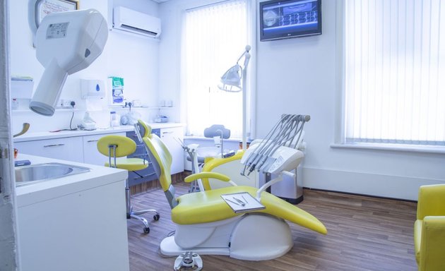 Photo of Dental Centre 100