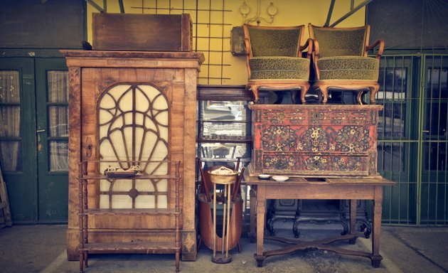Photo of Lanciano Furniture Refinishing & Restoration Toronto