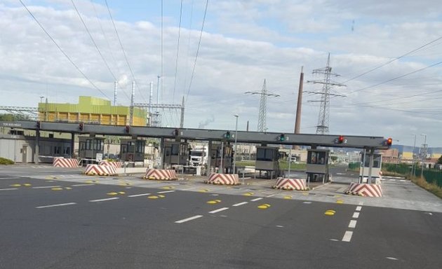 Foto von Tor Süd-West EVA-KVA-ARA-Nutzfahrzeug-Zentrum (Reinigung bis 16 Uhr)