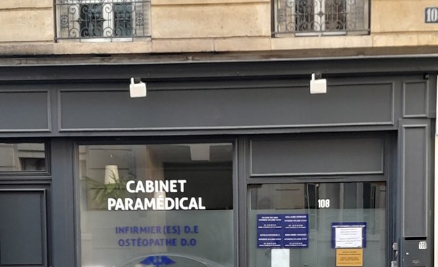 Photo de Cabinet Paramédical La Fontaine / Mozart : Infirmiers et Ostéopathe