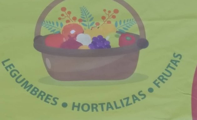 Foto de la Reina Zanahoria Legumbres Hortalizas y Frutas.