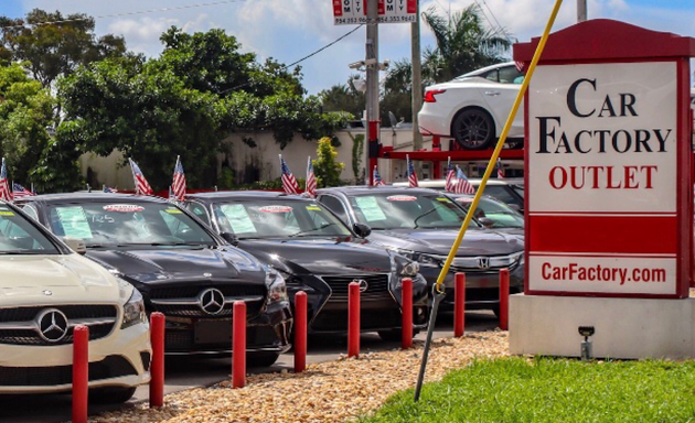 Photo of Used Cars Dealerships - Car Factory Outlet Miami, Fl - Carros Usados