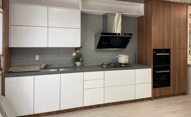 Photo of Fantasy Kitchens - Kitchen Cabinets & More - Markham
