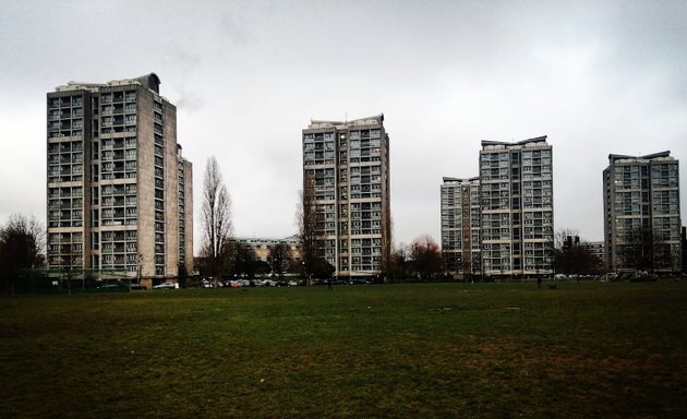 Photo of Kennington Park Tennis Courts