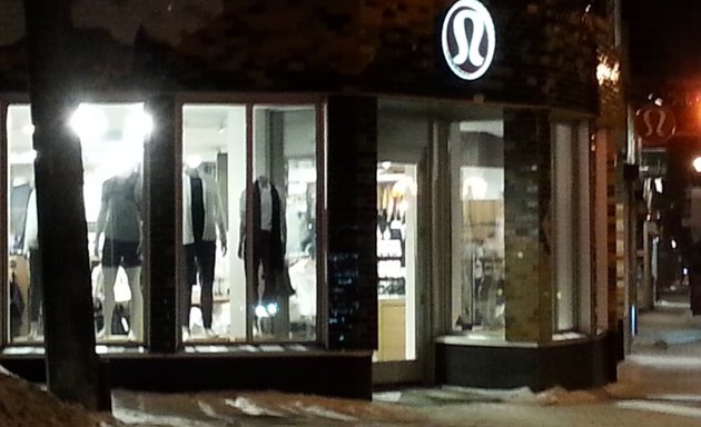 Photo of lululemon