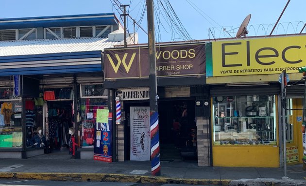 Foto de Woods Barber Shop & Beauty Center