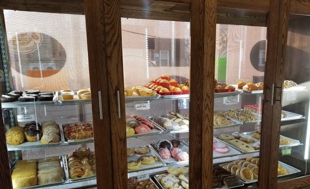 Photo of Monarca Panaderia y Pasteleria