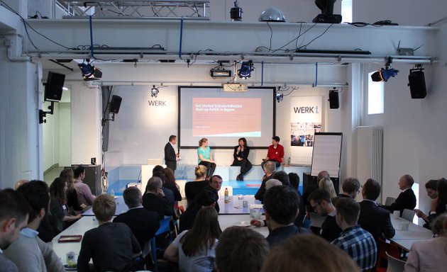 Foto von Get Started by Bitkom