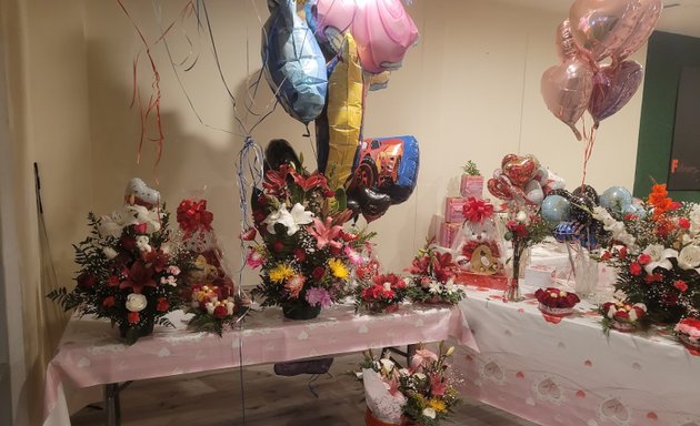 Photo of La Zapoteca Flowers, Gifts, And Party Supplies