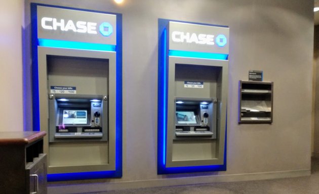 Photo of Chase Bank