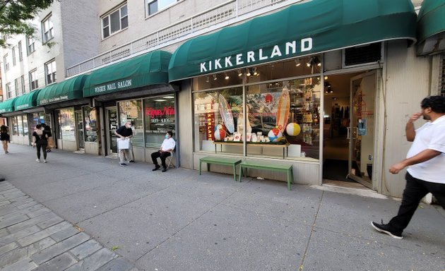 Photo of Kikkerland Shop