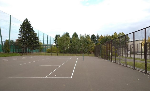 写真 東苗穂公園 テニスコート