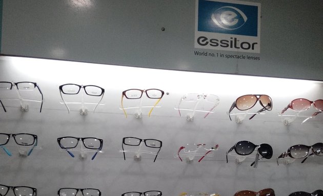 Photo of Om Opticians & Contact Lens Clinic