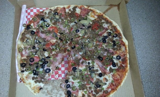 Photo of Parton's Pizza