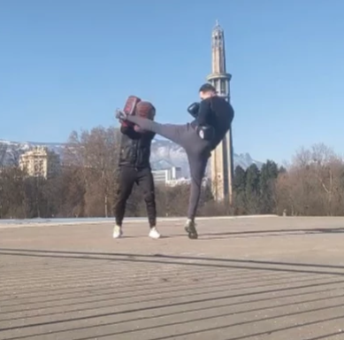 Photo de Sylvain ROUSSELLE, Coach de Boxe à Grenoble , Kick Boxing & perte de poids