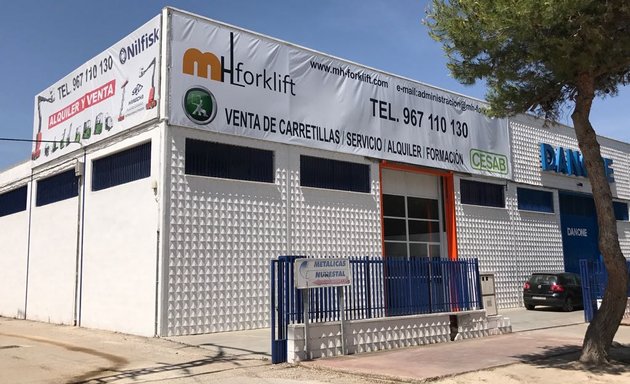 Foto de MH FORKLIFT | Carretillas Elevadoras en Albacete