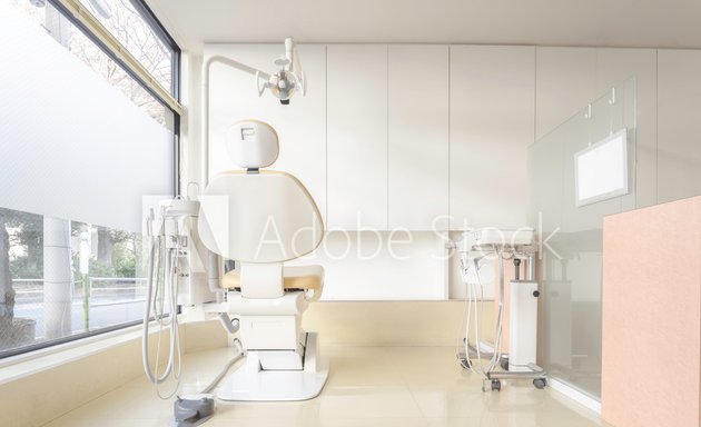 Photo of Groupe Dentaire Windsor Dental Group (Dre. Adela Mihali)
