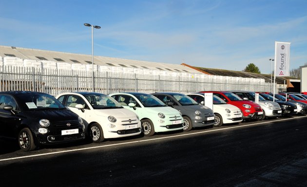 Photo of Snows Fiat Southampton