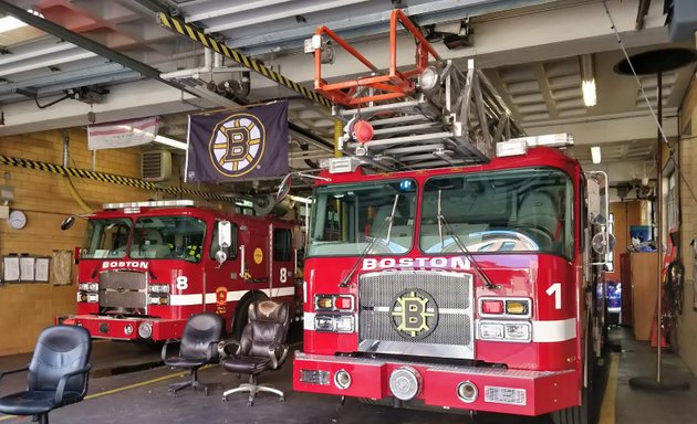 Photo of Boston Fire Department Engine 8 Ladder 1