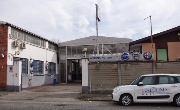 foto Autofficina meccanico elettrauto Italclima - Autorizzata Fiat Alfa Romeo Lancia Professional.