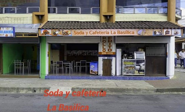 Foto de Soda y cafetería La Basílica