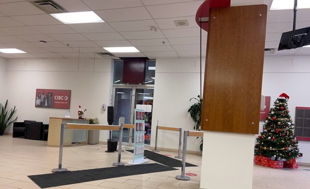 Photo of CIBC Branch with ATM