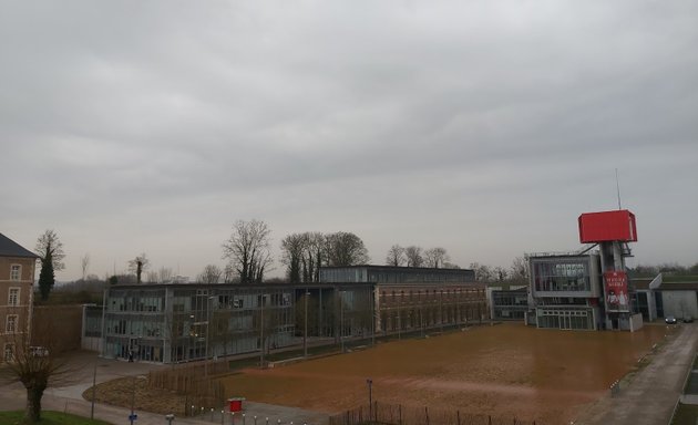 Photo de Centre Universitaire Régional d'Informatique (CURE) - Université de Picardie Jules Verne