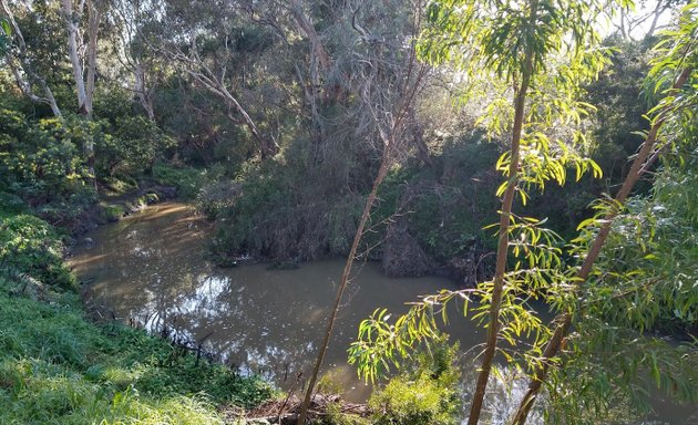 Photo of Northcote Public Golf Course.