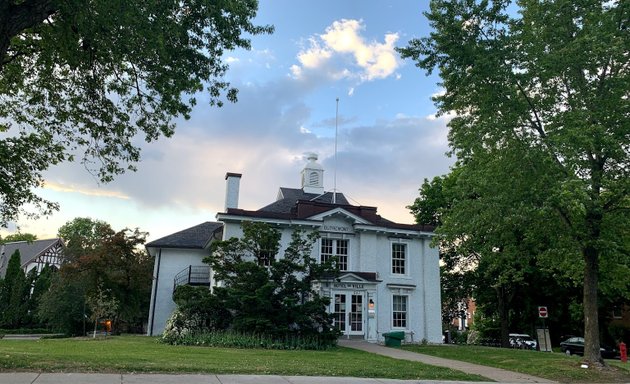 Photo of Mairie d'arrondissement d'Outremont