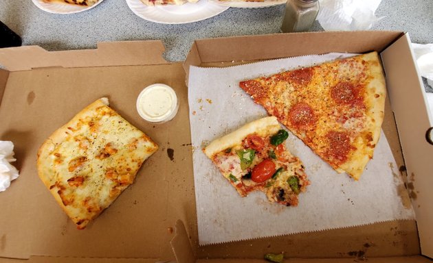 Photo of Pino's Pizza