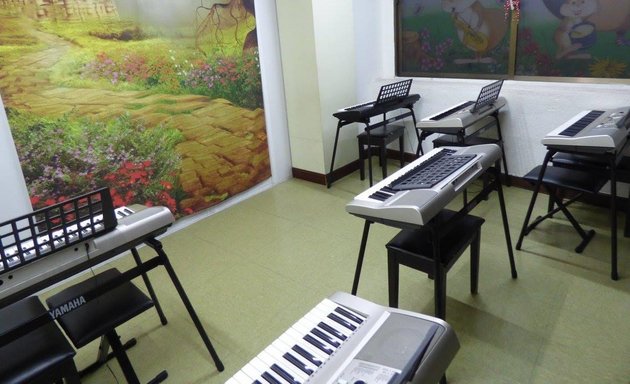 Foto de Bedmar, escuela de música en Bilbao