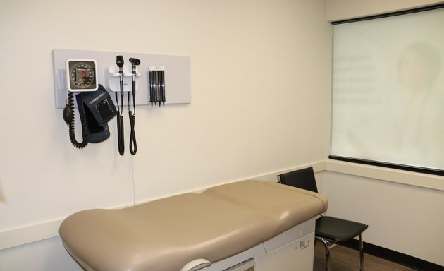 Photo of Braeside on 24th Medical Walk-in Clinic