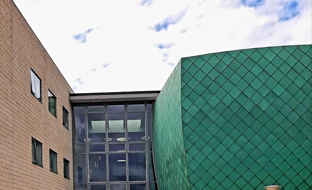 Photo of UHCW Clinical Sciences Building