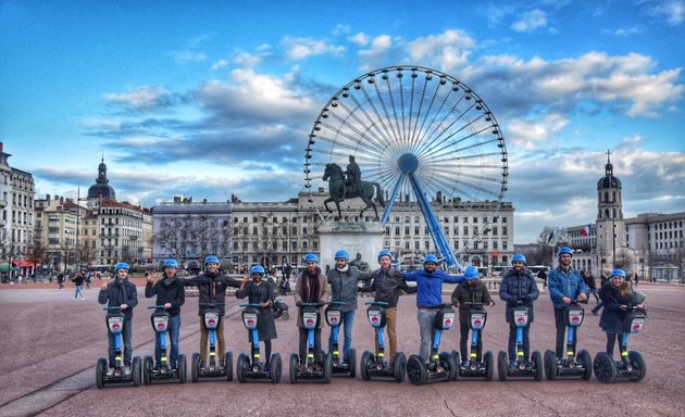 Photo de Mobilboard Lyon - Visites guidées à vélo et Segway
